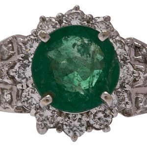 Stunning and appraised vintage 2.5 carat emerald and diamond ring from the 1930s